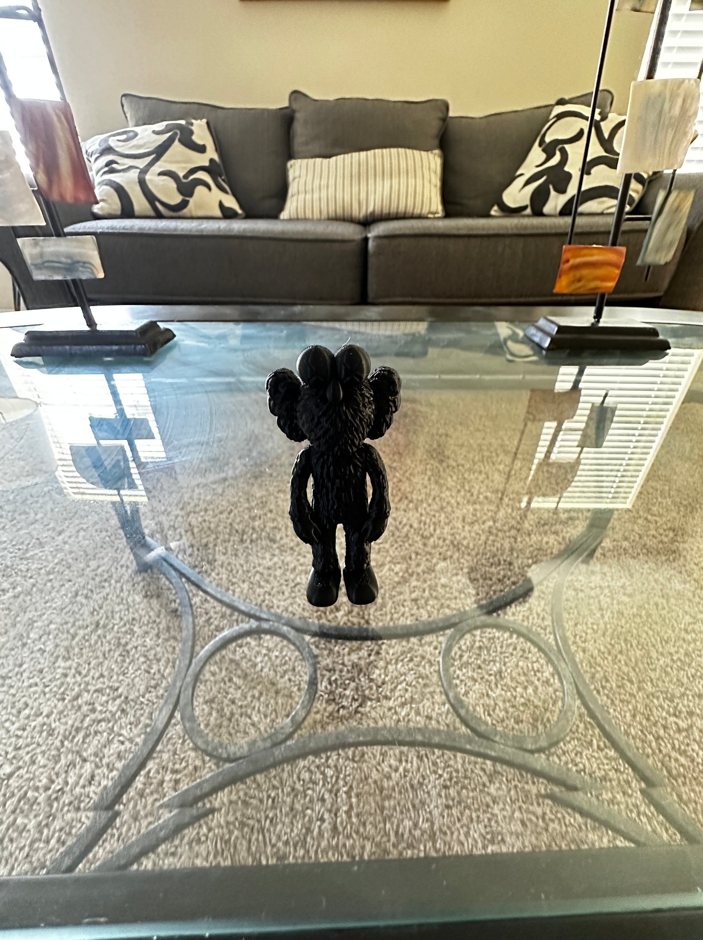 Kaws mini figure